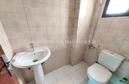 Apartment - Studio - 1 for rent in Talal Building - Al Mujarrah - Sharjah Apartment - Studio - 1 for rent in Talal Building - Al Mujarrah - Sharjah