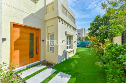 Villa - 3 Bedrooms - 4 Bathrooms for rent in Zulal 1 - Zulal - The Lakes - Dubai