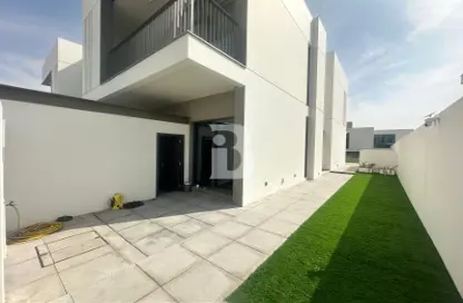 Villa - 4 Bedrooms - 5 Bathrooms for rent in Tilal Al Furjan - Al Furjan - Dubai Villa - 4 Bedrooms - 5 Bathrooms for rent in Tilal Al Furjan - Al Furjan - Dubai