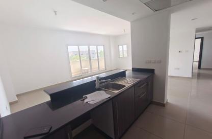 Apartment - 3 Bedrooms - 4 Bathrooms for rent in Tower 37 - Al Reef Downtown - Al Reef - Abu Dhabi