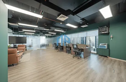 Office Space - Studio - 1 Bathroom for rent in The Burlington - Business Bay - Dubai