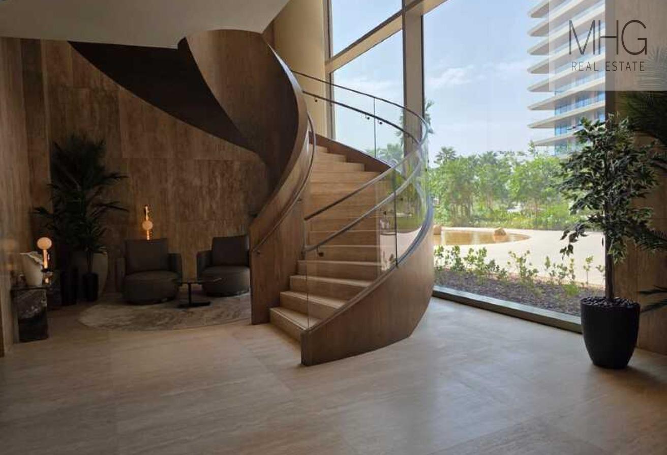 Vacant | Panoramic Palm View | Ultra Luxurious photo 12