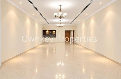 Apartment - 2 - 4 for rent in Gulf Residence - Oud Metha - Bur Dubai - Dubai