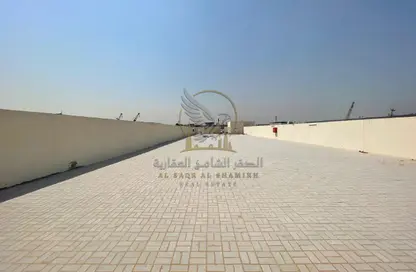 أرض - استوديو للايجار في المنطقة الصناعية 12 - المنطقة الصناعية بالشارقة - الشارقة
