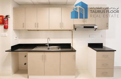 Apartment - Studio - 1 Bathroom for rent in Al Muteena Building - Al Muteena - Deira - Dubai