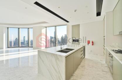 Apartment - 4 Bedrooms - 5 Bathrooms for rent in IL Primo - Opera District - Downtown Dubai - Dubai