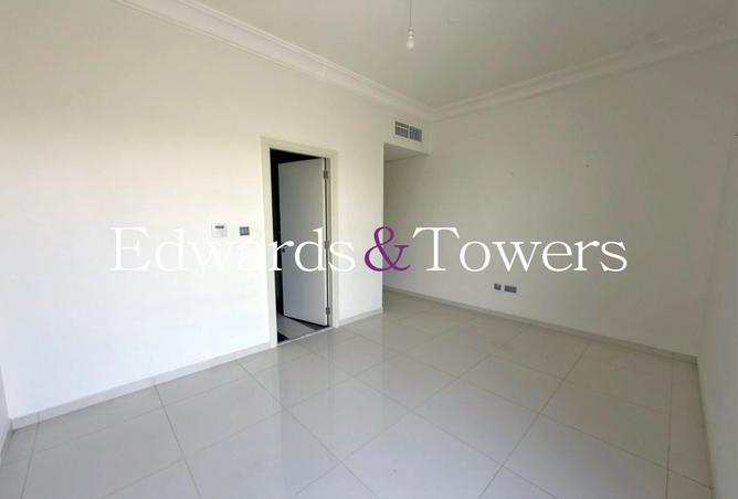 81952155 - Property Image 3