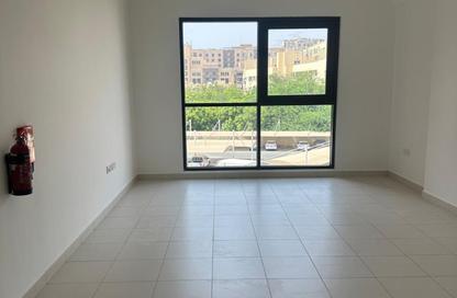 Apartment - Studio - 1 Bathroom for rent in Bayt Al Rigga 01 - Al Rigga - Deira - Dubai