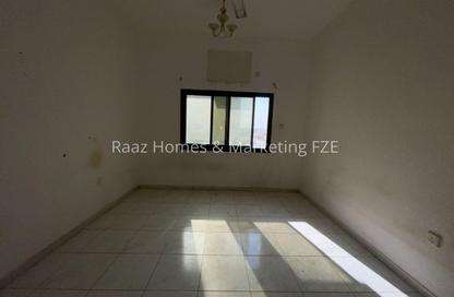 Apartment - 2 - 2 for rent in Al Nabaa Building - Al Naba'ah - Al Sharq - Sharjah