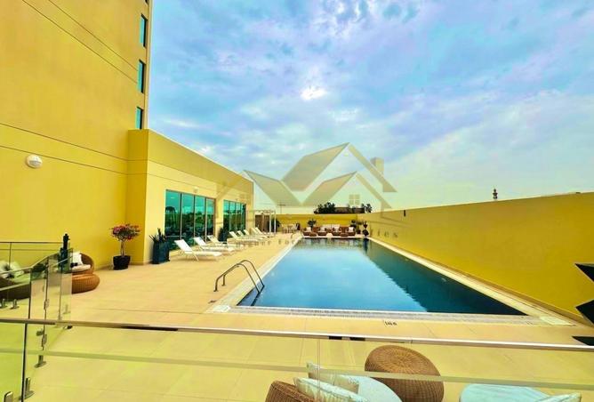 2 BR Apartment in semi furnished open View photo 3