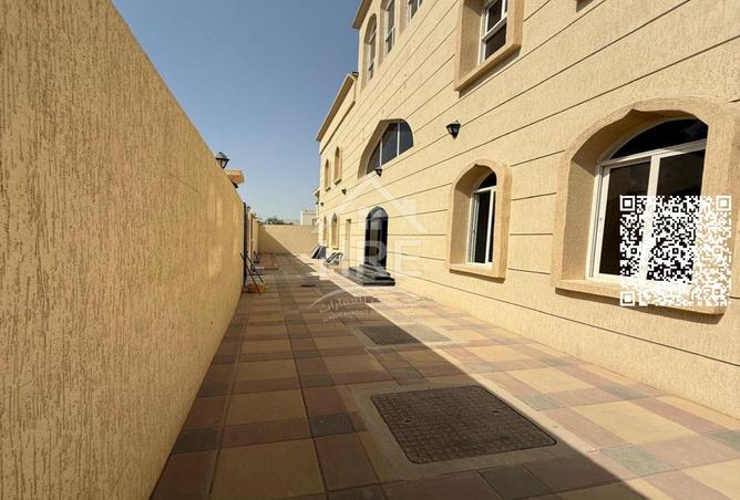 96527964 - Property Image 2