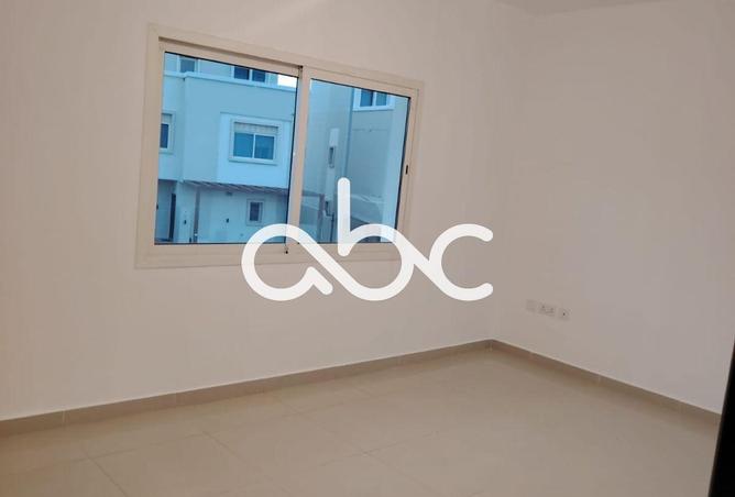 104679738 - Property Image 3