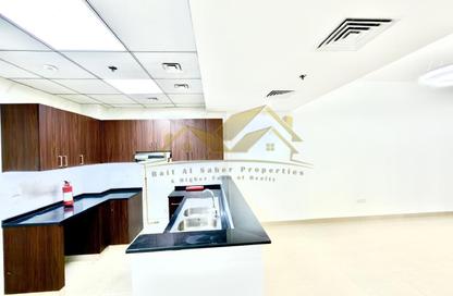 Apartment - 1 Bedroom - 2 Bathrooms for rent in Jumeirah Garden City - Al Satwa - Dubai