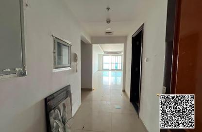 Apartment - 2 Bedrooms - 2 Bathrooms for rent in Corniche Tower - Ajman Corniche Road - Ajman
