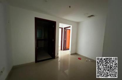 Apartment - 2 Bedrooms - 2 Bathrooms for rent in Corniche Tower - Ajman Corniche Road - Ajman Apartment - 2 Bedrooms - 2 Bathrooms for rent in Corniche Tower - Ajman Corniche Road - Ajman