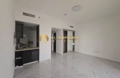 شقة - 1 حمام للايجار في جولدن دريم برج 1 - منطقة 18 - قرية جميرا الدائرية - دبي