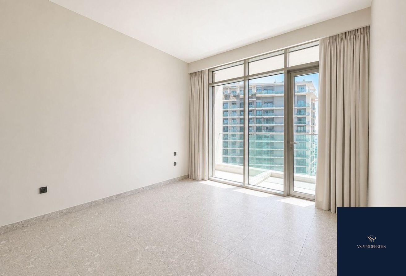 Golf Community Living, Spacious 2 BR, High Floor photo 4