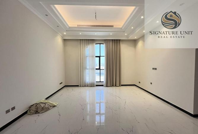 73114327 - Property Image 2