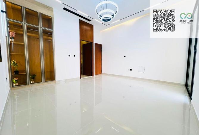 110508464 - Property Image 3