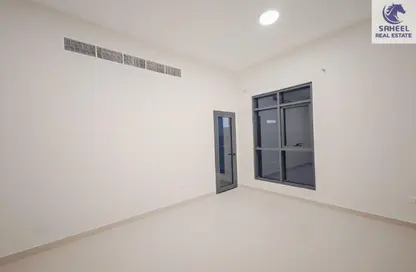 شقة - 2 غرف نوم - 3 حمامات للايجار في مبنى اكسبو - السير - رأس الخيمة