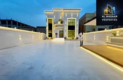 فيلا - 5 غرف نوم - 7 حمامات للبيع في 1 المويهات - المويهات - عجمان