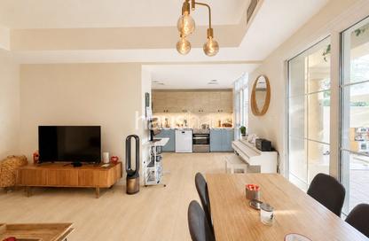 Villa - 2 Bedrooms - 3 Bathrooms for sale in Springs 14 - The Springs - Dubai Villa - 2 Bedrooms - 3 Bathrooms for sale in Springs 14 - The Springs - Dubai