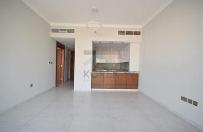 Apartment - 1 Bedroom - 2 Bathrooms for rent in Regent Court - District 14 - Jumeirah Village Circle - Dubai