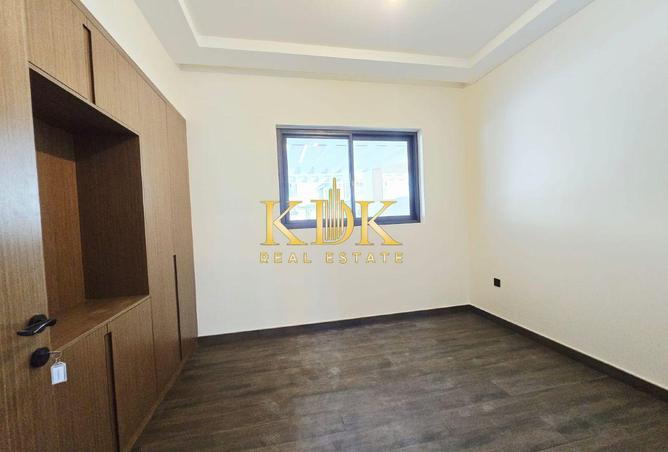 119482220 - Property Image 3