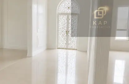 فيلا - 6 غرف نوم - 7 حمامات للبيع في الرفاع - رأس الخيمة