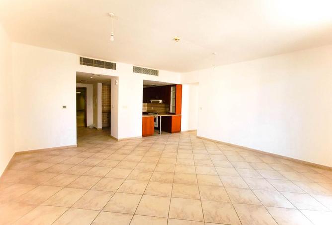 Community Expert | Vacant Now | High ROI