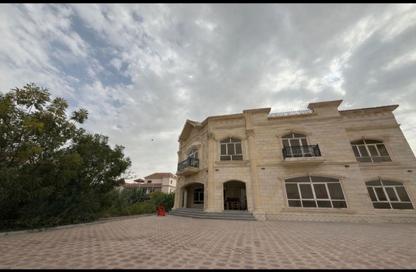 Villa - 4 Bedrooms - 6 Bathrooms for rent in Shakhbout City - Abu Dhabi