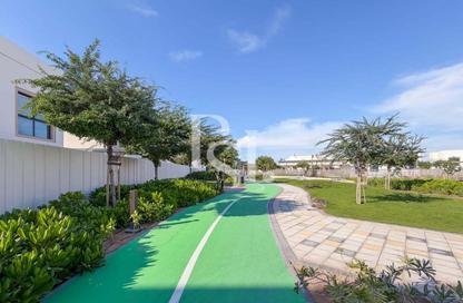 Villa - 6 - 7 for sale in The Magnolias - Yas Acres - Yas Island - Abu Dhabi