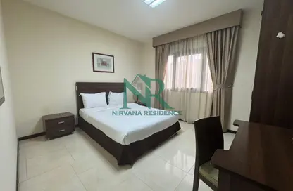 Apartment - 3 Bedrooms - 3 Bathrooms for rent in Tourist Club Area - Abu Dhabi