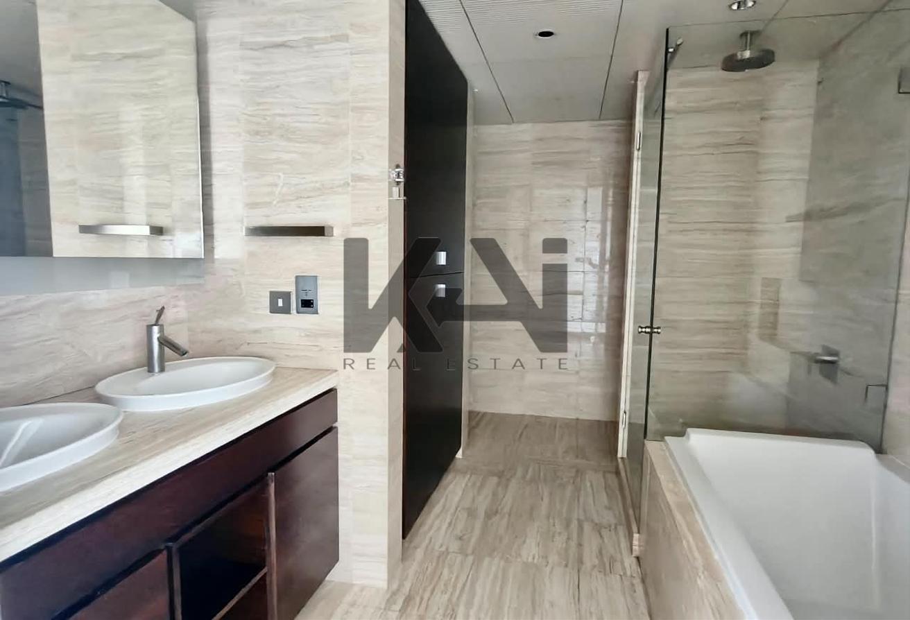 Study + Maid | Unfurnished | Very High Floor photo 13