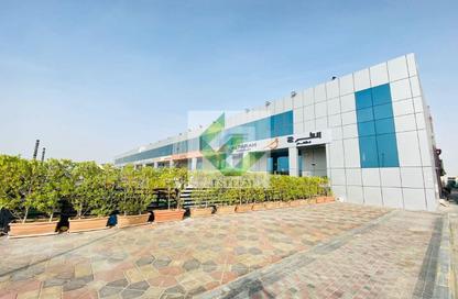 Labor Camp - Studio - 7+ for rent in M-33 - Mussafah Industrial Area - Mussafah - Abu Dhabi