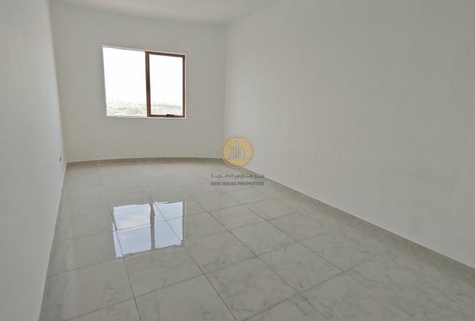 74233162 - صورة العقار 3