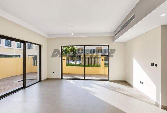 123373026 - Property Image 3