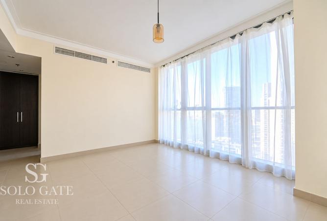 1BR Unfurnished | Biggest Layout | Creek Views photo 3