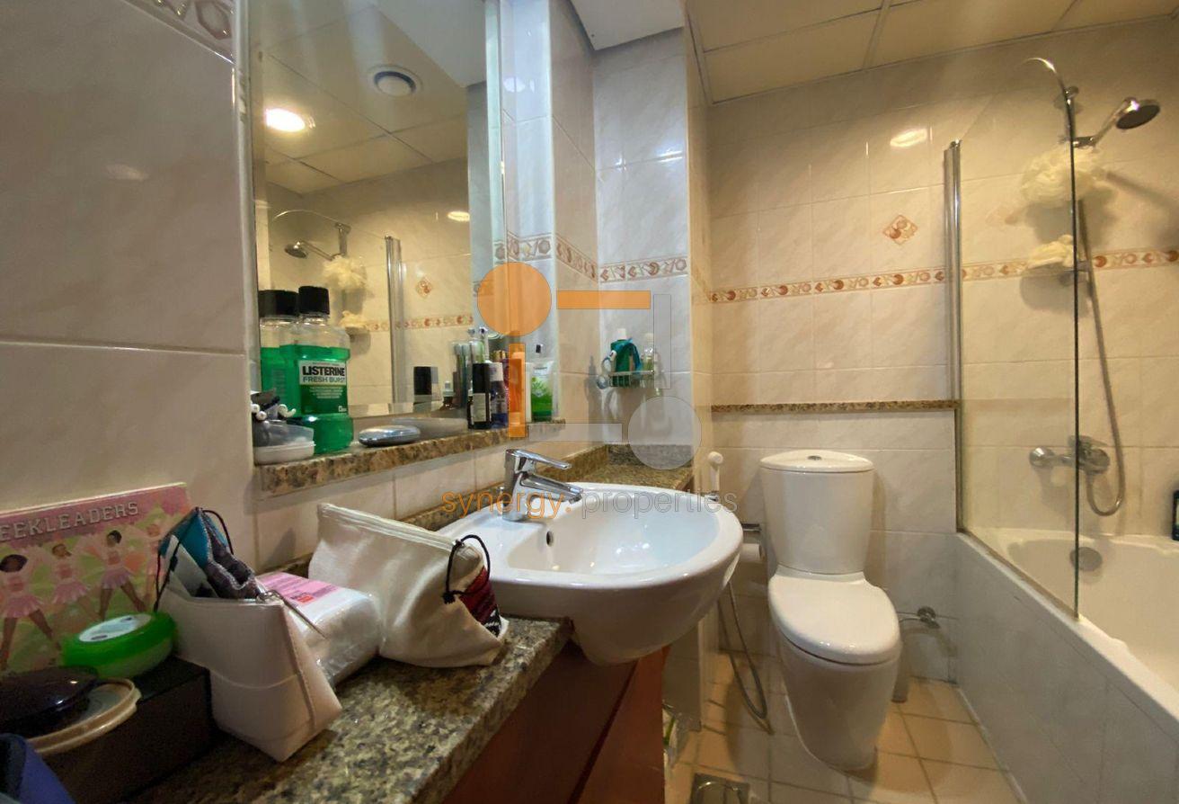 Well-Maintained Apartment | Modern Living in JLT photo 11