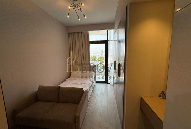 60527000 - Property Image 2