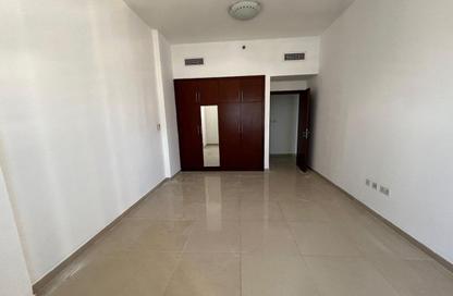 Apartment - 3 Bedrooms - 4 Bathrooms for rent in Al Khan Corniche - Al Khan - Sharjah