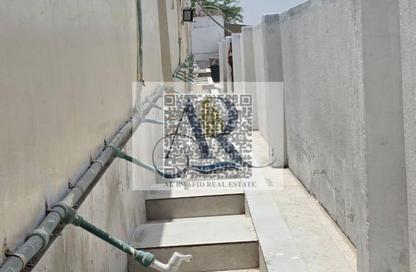 Labor Camp - Studio - 7+ Bathrooms for rent in Al Sajaa S - Al Sajaa - Sharjah Labor Camp - Studio - 7+ Bathrooms for rent in Al Sajaa S - Al Sajaa - Sharjah