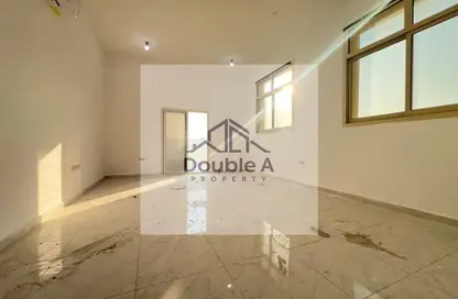 شقة - 3 غرف نوم - 3 حمامات للايجار في مدينة الرياض - أبوظبي