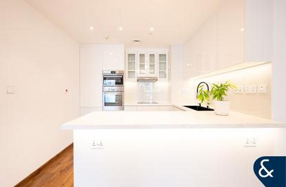 Apartment - 2 - 3 for sale in Rimal 1 - Rimal - Jumeirah Beach Residence - Dubai