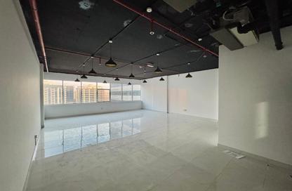 Office Space - Studio - 1 for rent in IT Plaza - Dubai Silicon Oasis - Dubai