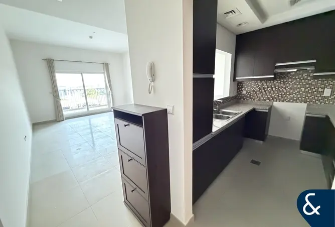 135186807 - Property Image 2