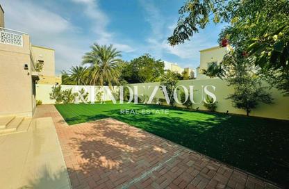 Villa - 5 Bedrooms - 4 Bathrooms for rent in Meadows 6 - Meadows - Dubai Villa - 5 Bedrooms - 4 Bathrooms for rent in Meadows 6 - Meadows - Dubai