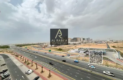 شقة - 2 غرف نوم - 2 حمامات للايجار في قرية الاميرة - الياسمين - عجمان