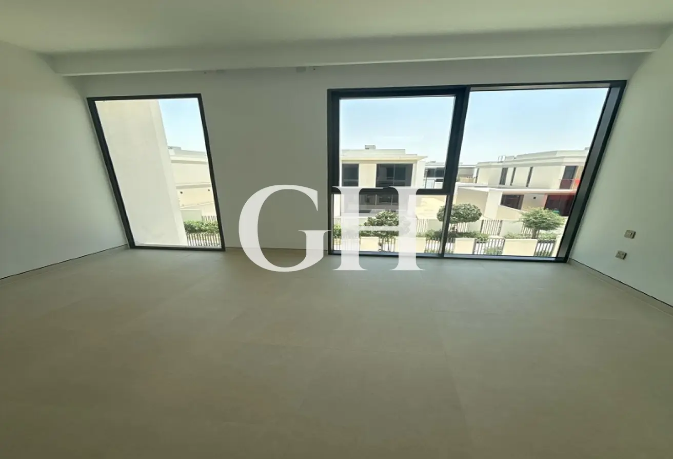 56548800 - Property Main Image