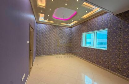 Apartment - 5 Bedrooms - 6 Bathrooms for rent in Al Majaz 1 - Al Majaz - Sharjah
